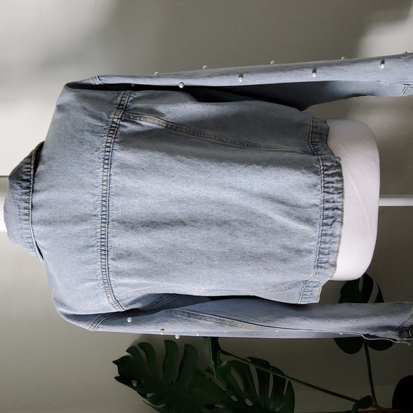 Baevely Pearl Embellished Denim Jacket - Picture 6 of 9